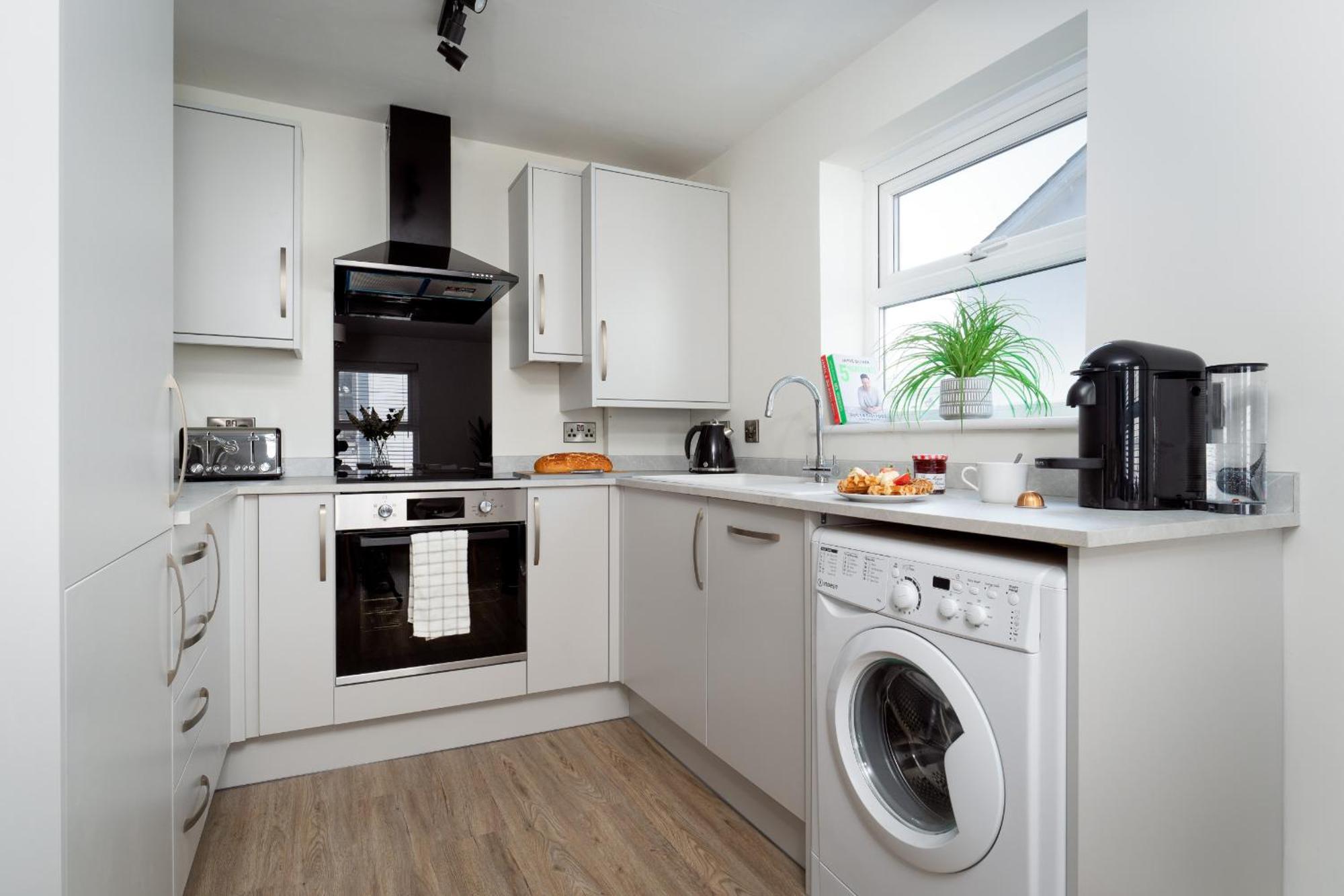Lawsons Place - Family-Friendly Apartment With Parking On Babbacombe Downs In Torquay Exterior foto